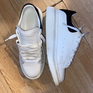 COPY - Alexander McQueen size 11 UA